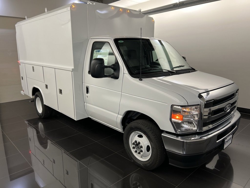 New 2026 Ford E-350 and Econoline 350 Super Duty w/ Power Equipment Group