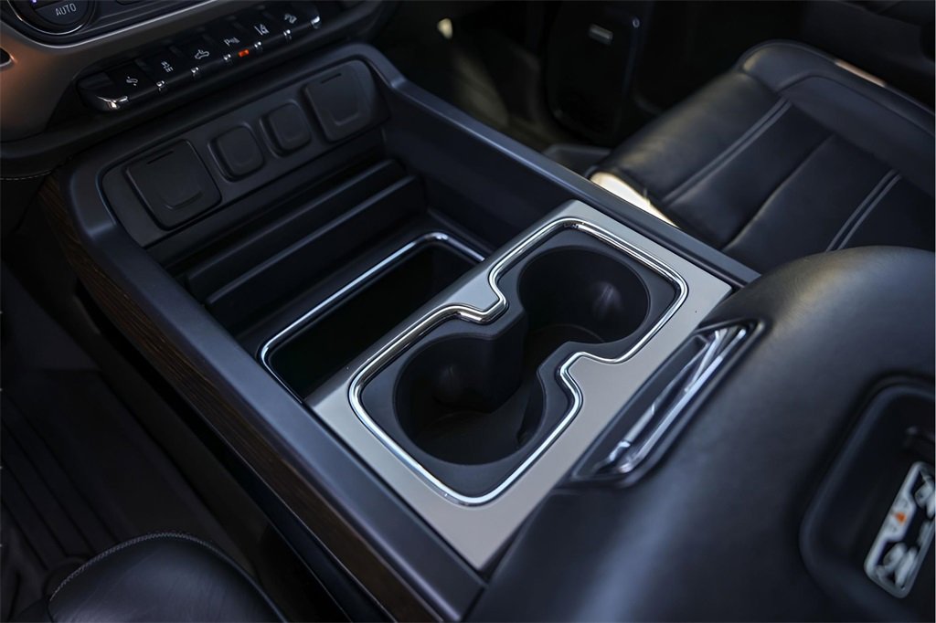 Used 2019 GMC Sierra 2500 Denali w/ Suspension Package, Off-Road image 23