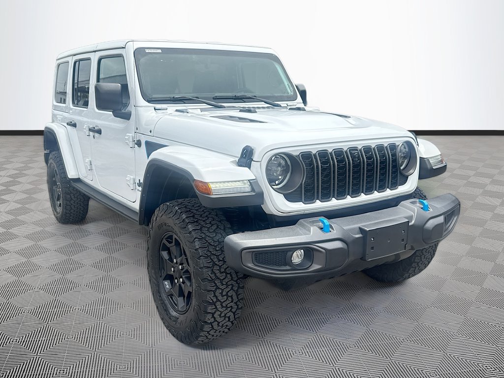 Certified 2023 Jeep Wrangler Unlimited Rubicon 4xe AWD/4WD image 4