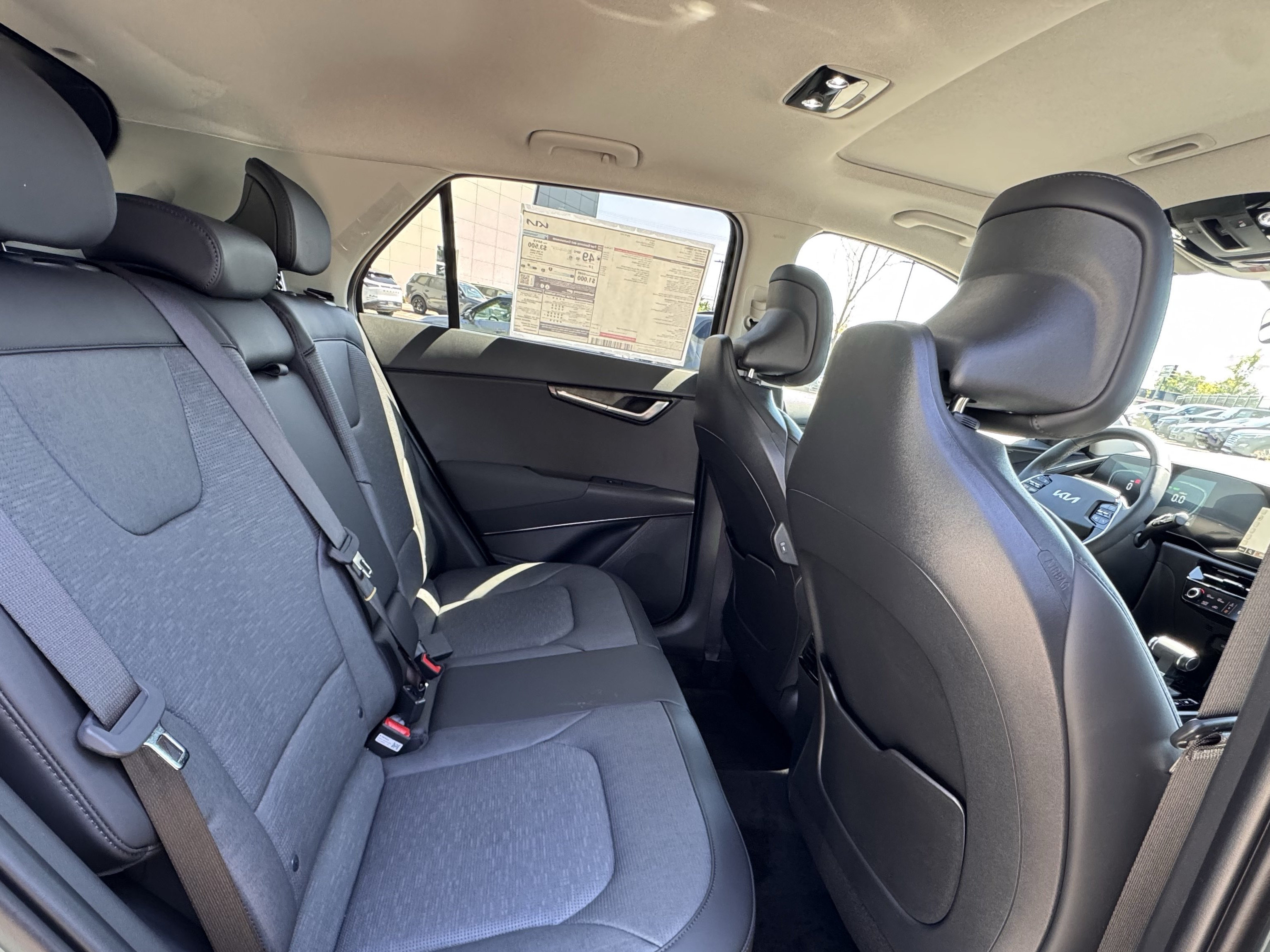 New 2026 Kia Niro SX Touring FWD image 15