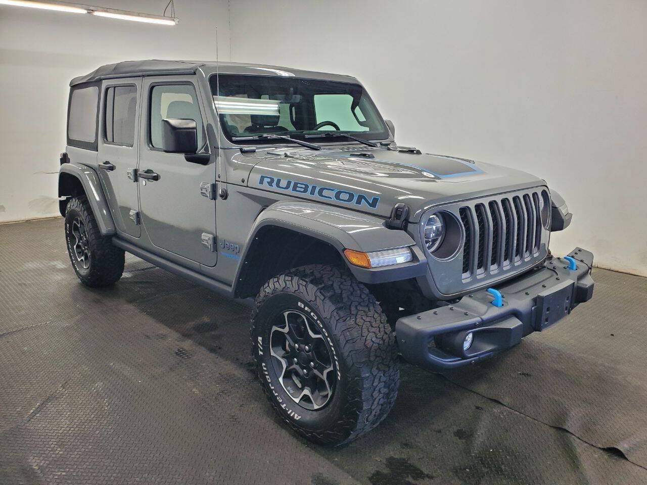 Used 2021 Jeep Wrangler Unlimited Rubicon 4xe w/ Steel Bumper Group AWD/4WD image 3