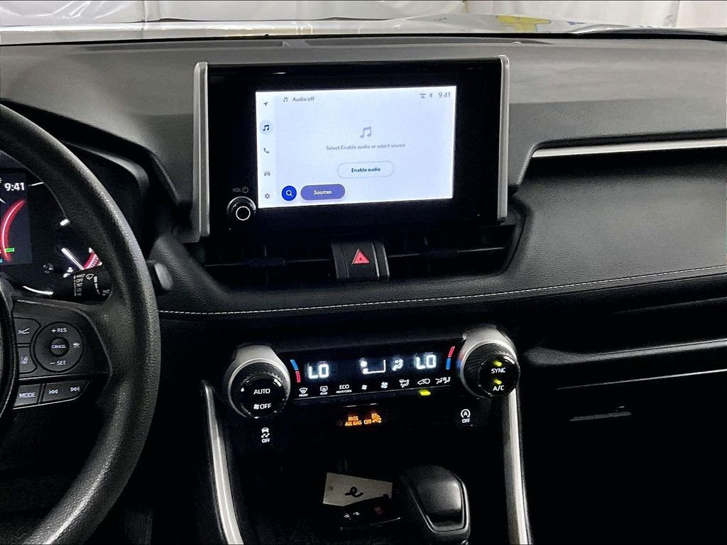 Certified 2025 Toyota RAV4 XLE AWD/4WD image 17