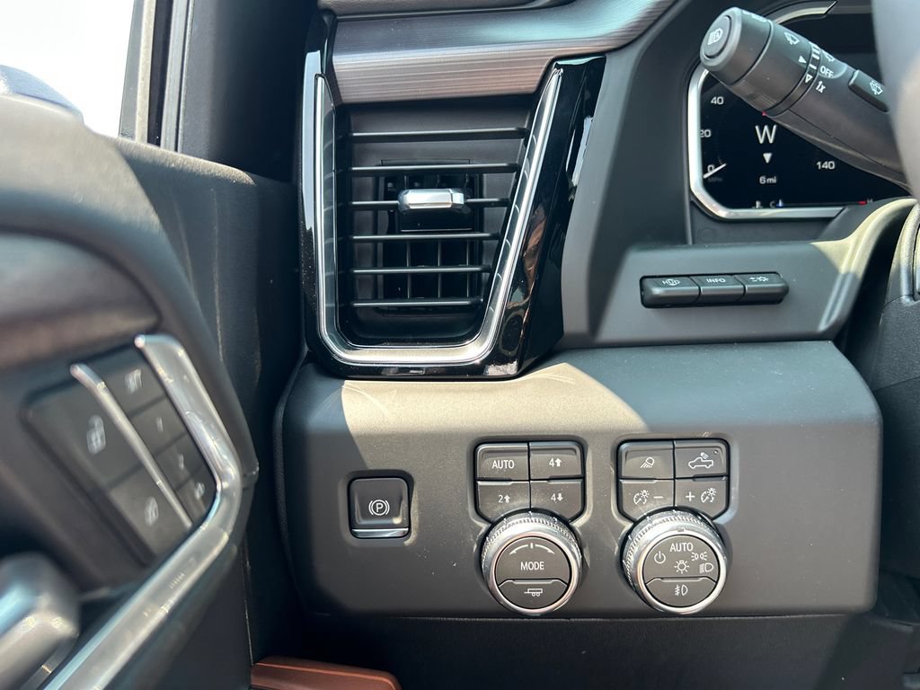 New 2026 GMC Sierra 2500 Denali Ultimate AWD/4WD image 20