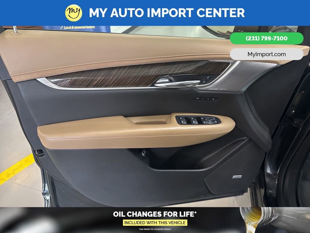 Used 2022 Cadillac XT6 Sport w/ Platinum Package image 10