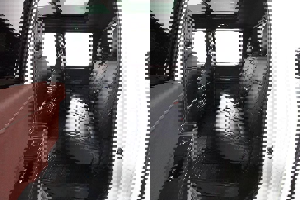 Certified 2023 Ford F150 Lariat w/ Equipment Group 502A High image 28