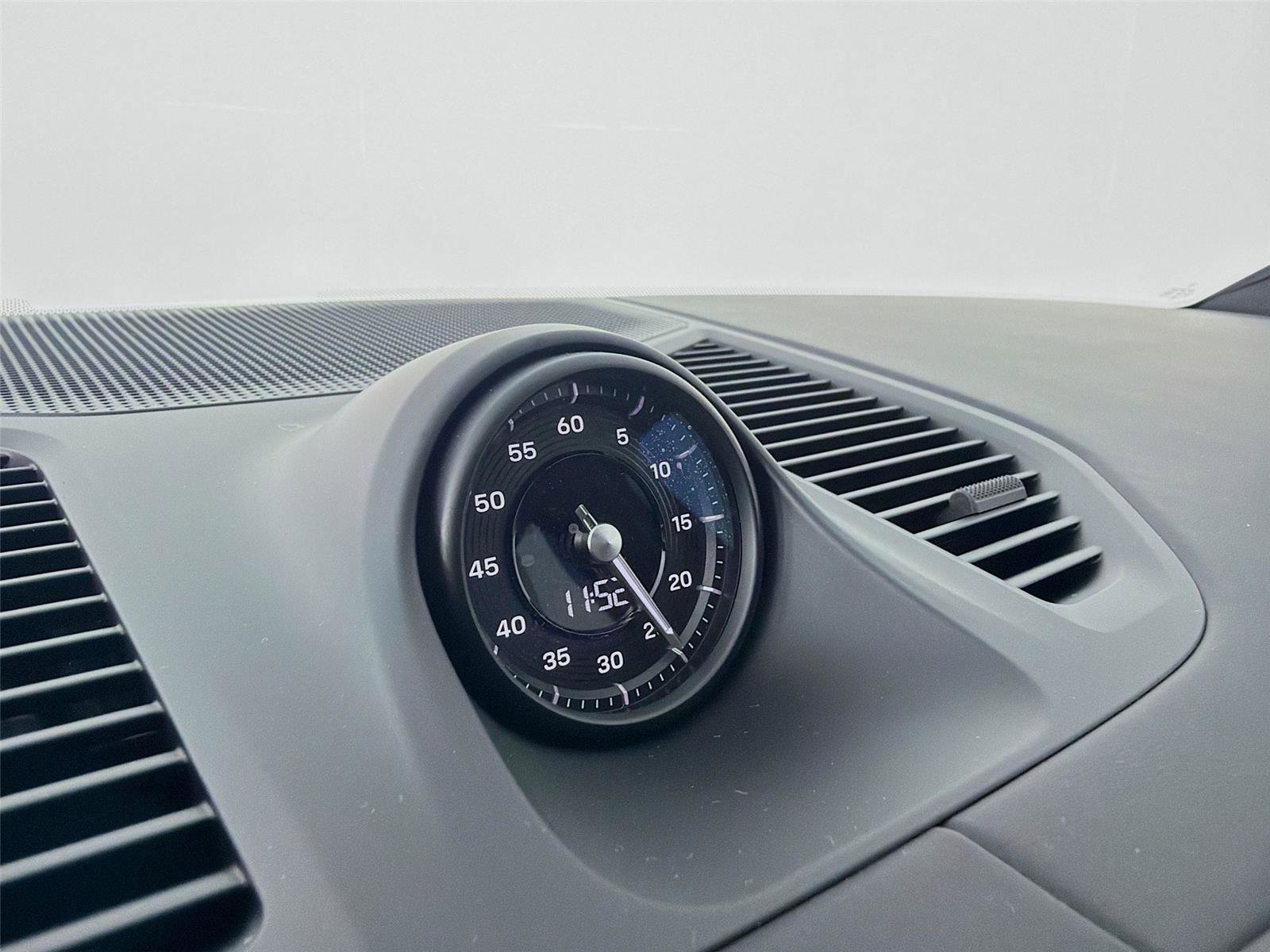 New 2026 Porsche Cayenne S image 14