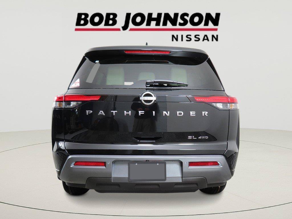 New 2026 Nissan Pathfinder SL AWD/4WD image 4