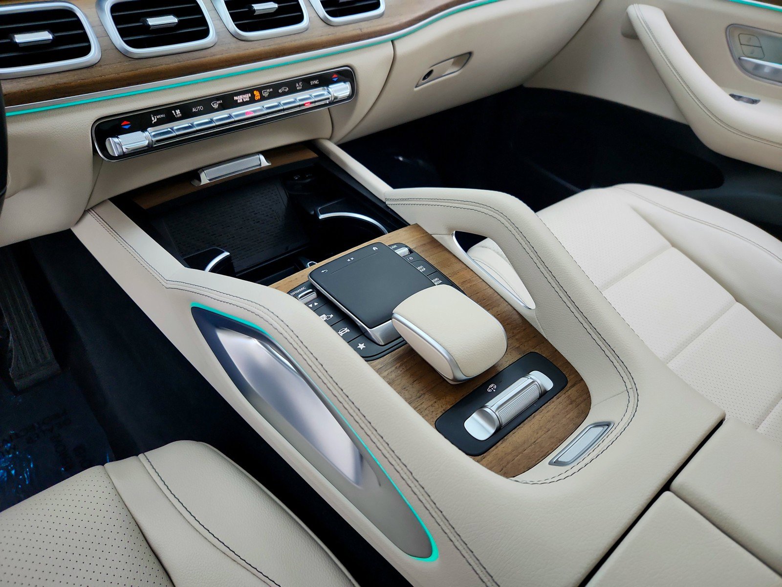Certified 2023 Mercedes-Benz GLS 450 4MATIC image 22