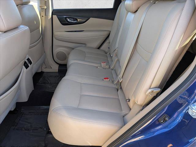 Used 2017 Nissan Rogue SL w/ SL Premium Package image 18