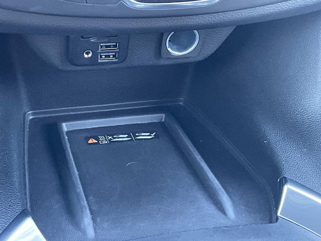 Used 2023 Chevrolet Traverse Premier image 26