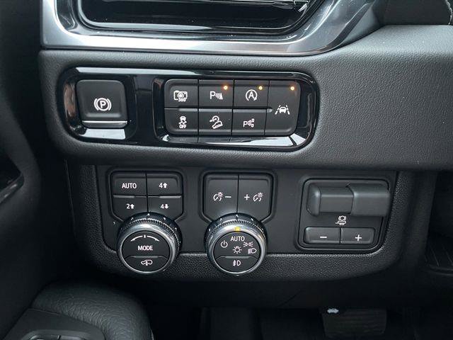 New 2026 GMC Yukon XL Denali w/ Denali Reserve Package AWD/4WD image 20