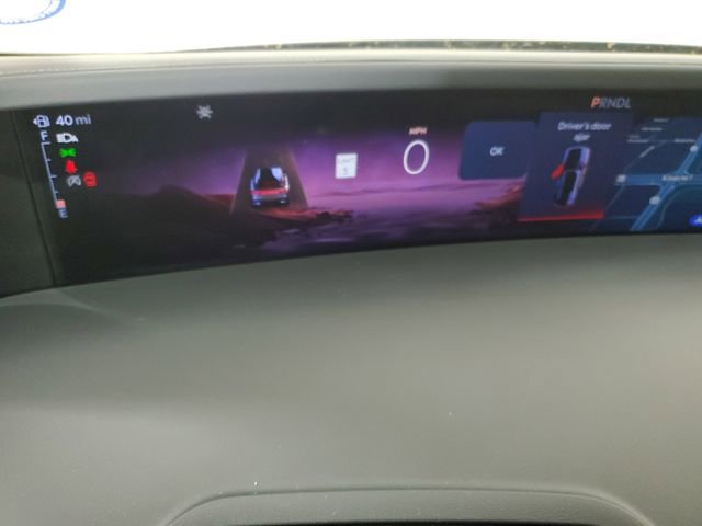 Used 2024 Lincoln Nautilus Premier w/ Jet Appearance Package image 27