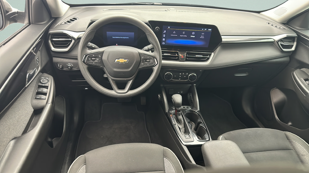 Used 2025 Chevrolet TrailBlazer LT AWD/4WD image 10