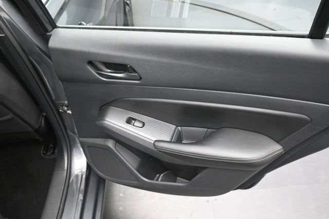 Used 2024 Nissan Altima 2.5 SV FWD image 31