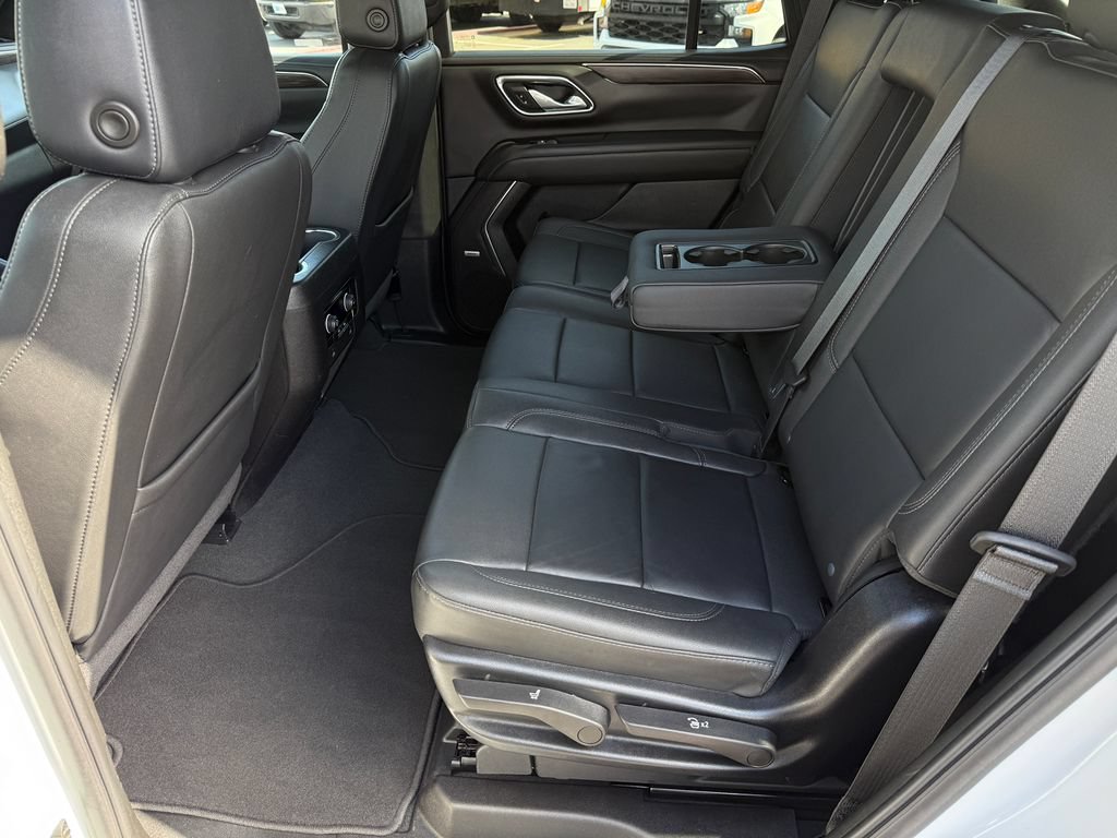 Used 2024 Chevrolet Tahoe LT RWD image 18