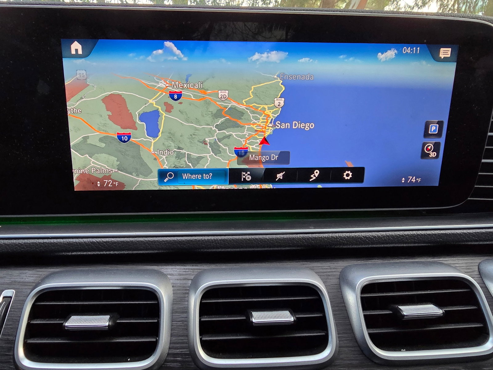 Used 2023 Mercedes-Benz GLE 350 w/ Premium Package image 32