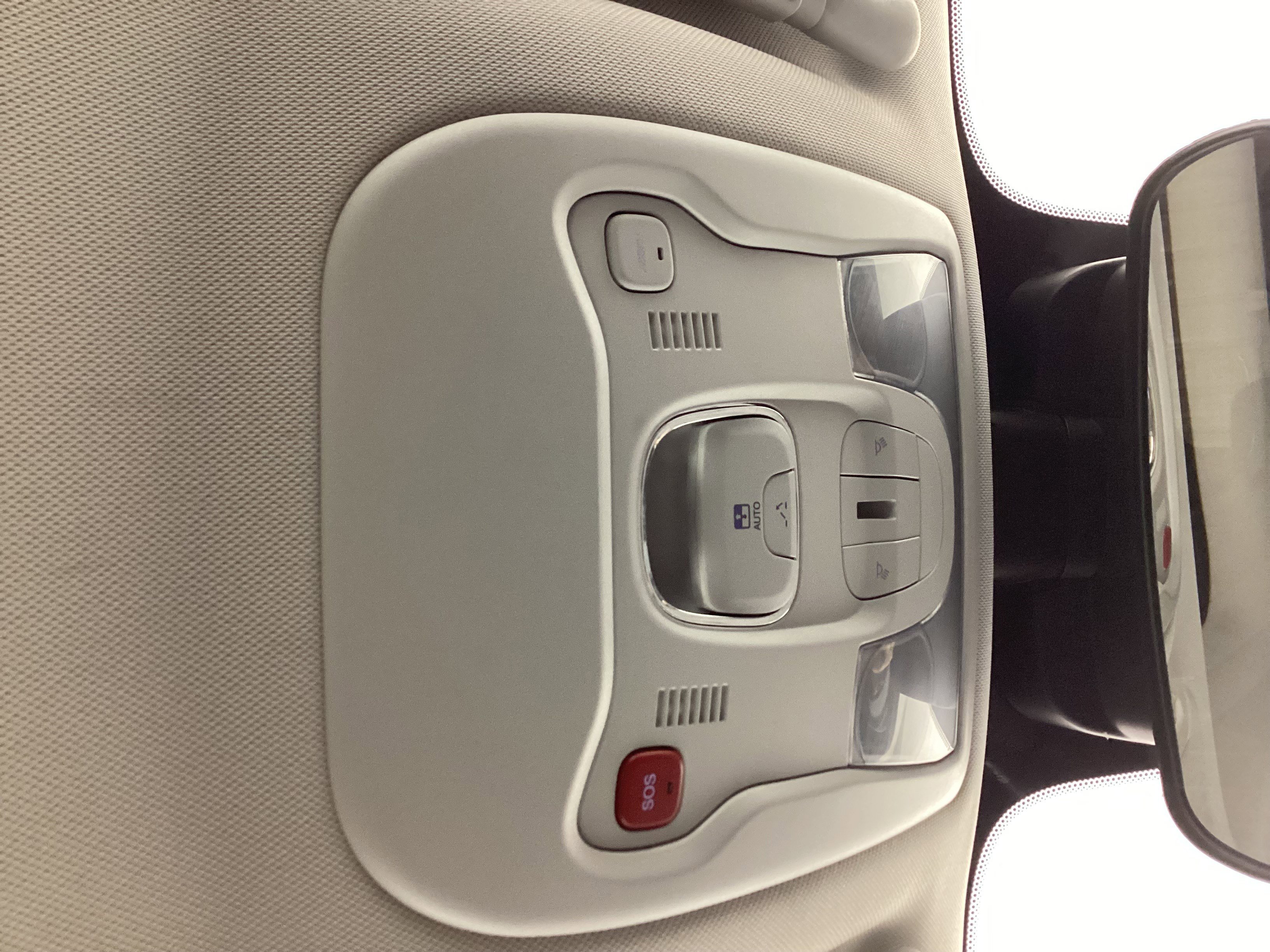 Used 2020 Jeep Renegade Latitude image 22