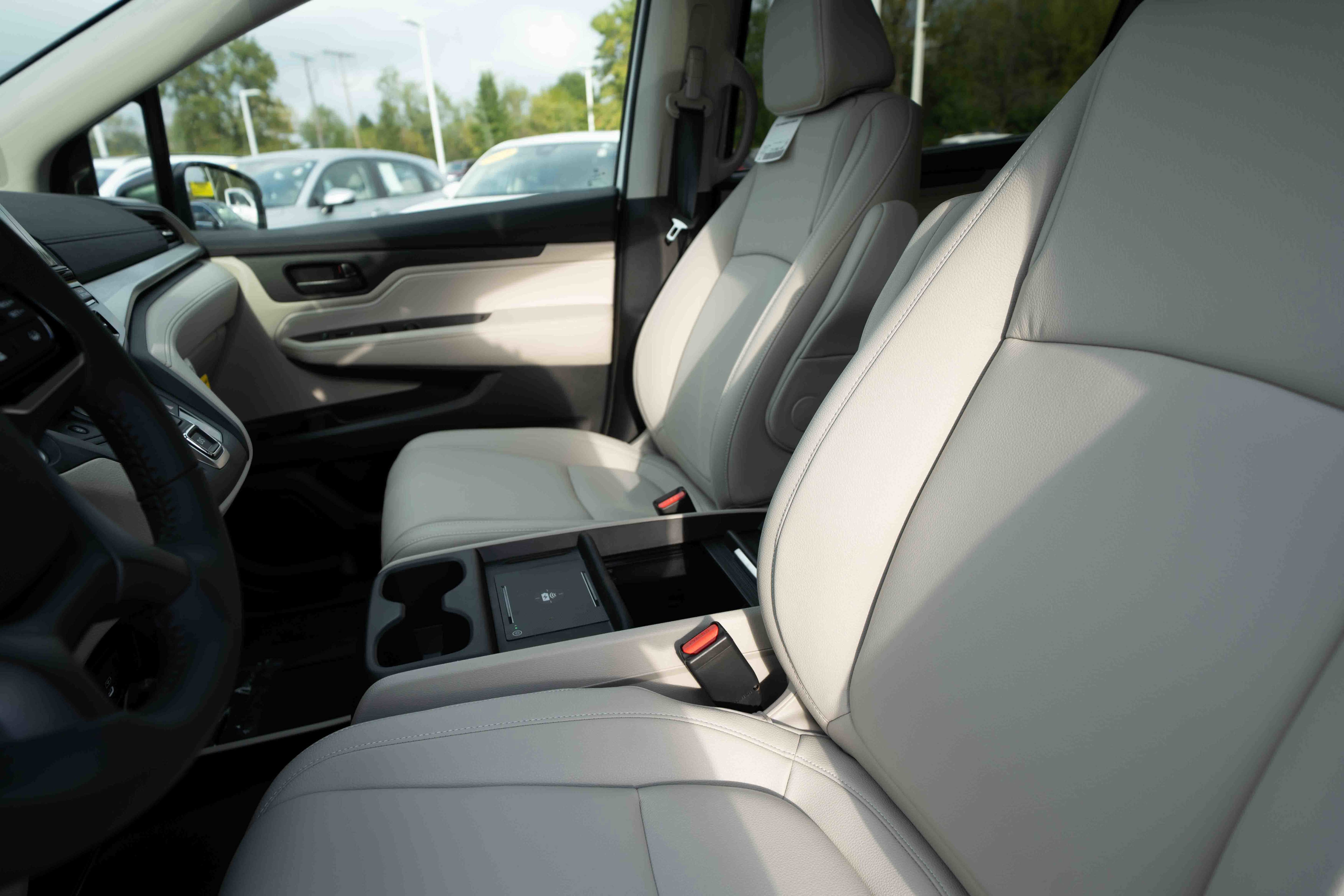 New 2026 Honda Odyssey EX-L image 10