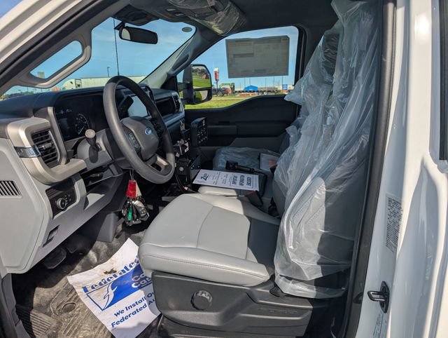 New 2026 Ford F550 4x4 Regular Cab Super Duty image 14