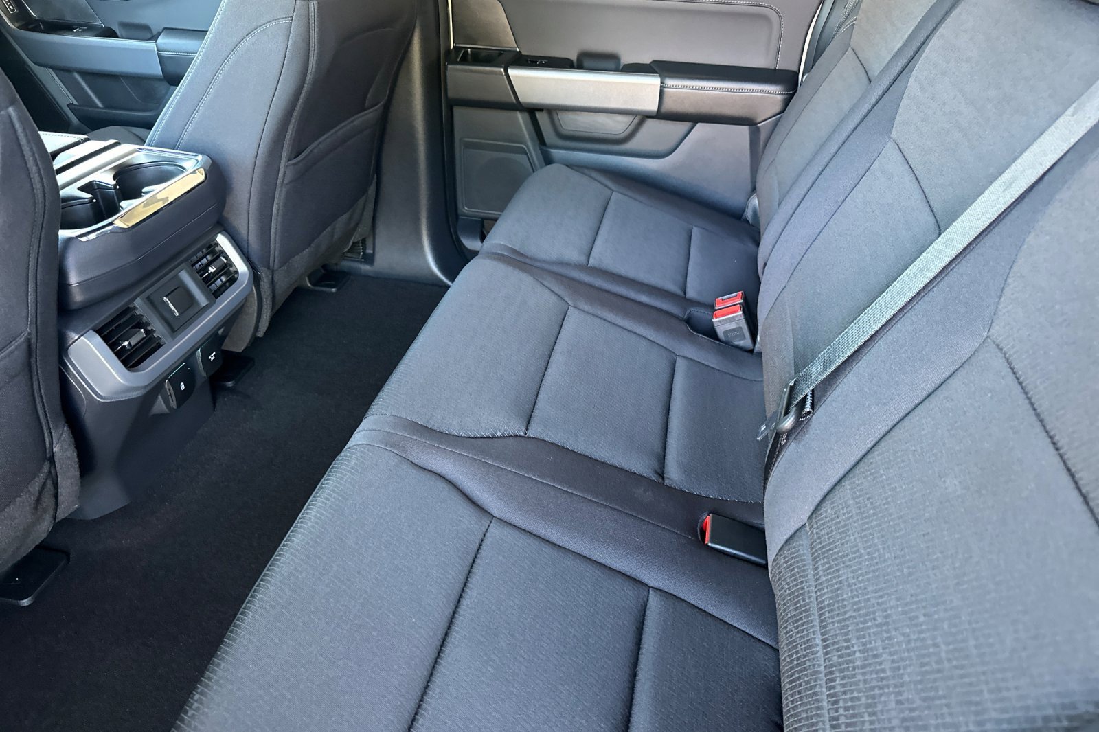 New 2025 Ford F150 XLT w/ Equipment Group 302A MID image 12