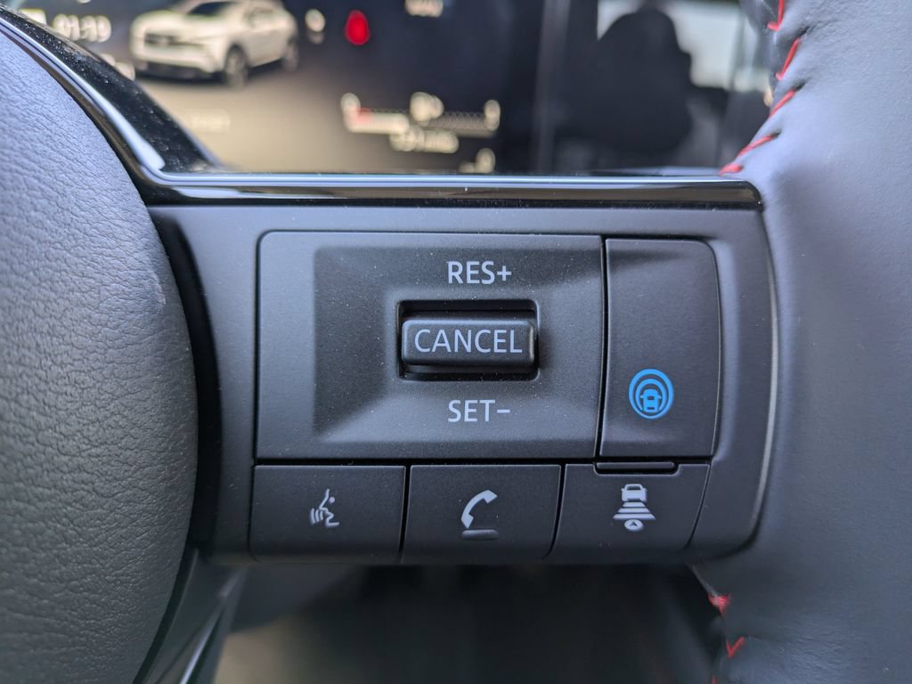 New 2026 Nissan Kicks SR w/ Cold Weather Package FWD image 24
