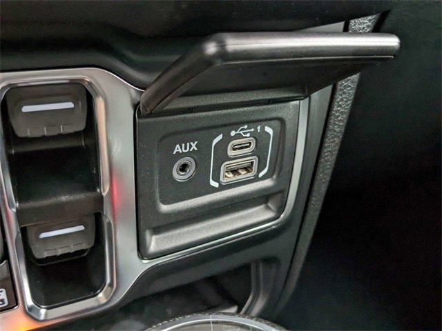 New 2024 Jeep Wrangler Unlimited Sahara image 16