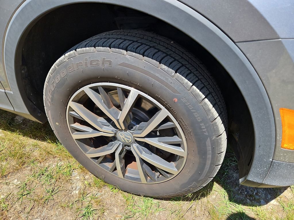 Used 2019 Volkswagen Tiguan SE FWD image 7