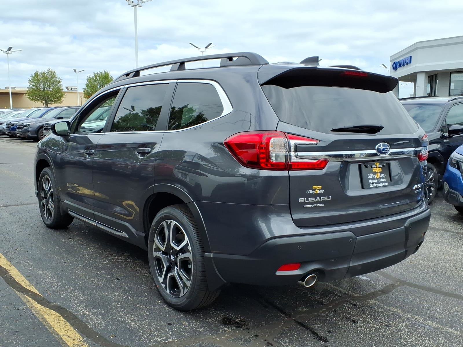 New 2026 Subaru Ascent Limited AWD/4WD image 8