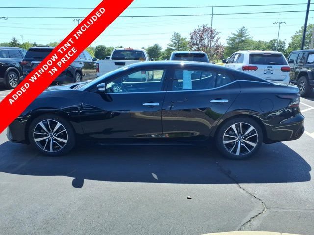 Used 2023 Nissan Maxima SV w/ Floor Mat Group FWD image 4