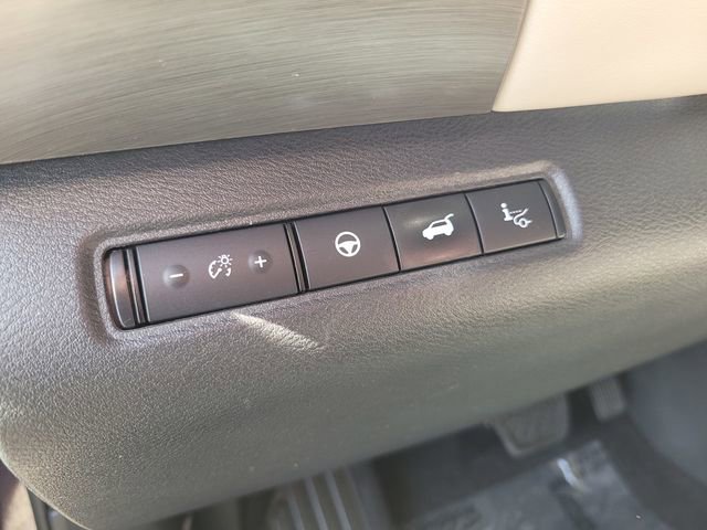 Certified 2022 Nissan Pathfinder Platinum w/ Cargo Package image 19