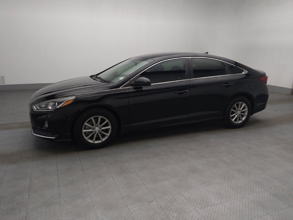Used 2019 Hyundai Sonata SE w/ Cargo Package FWD image 2