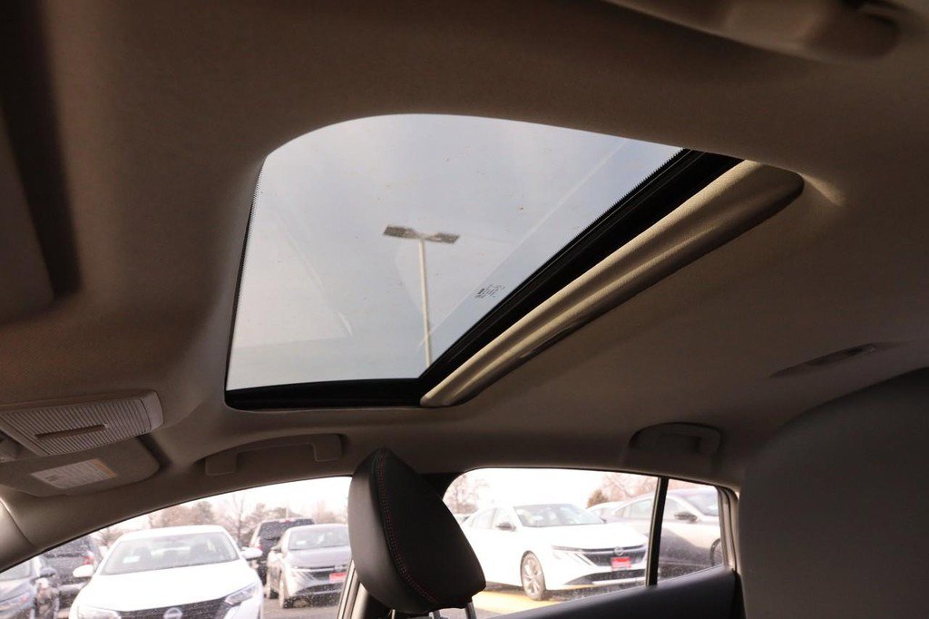 New 2026 Nissan Sentra SR w/ SR Premium Package image 8