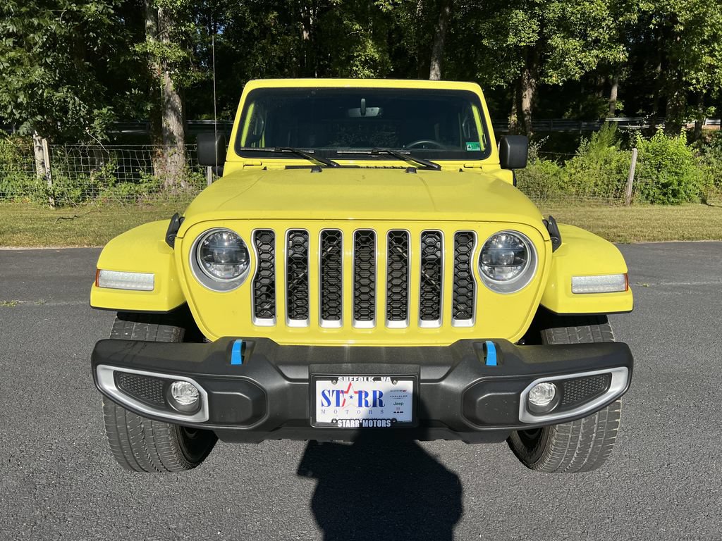 Used 2023 Jeep Wrangler Unlimited Sahara w/ Dual Top Group AWD/4WD image 8