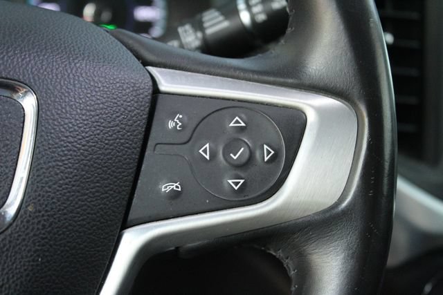 Used 2017 GMC Acadia SLE FWD image 16