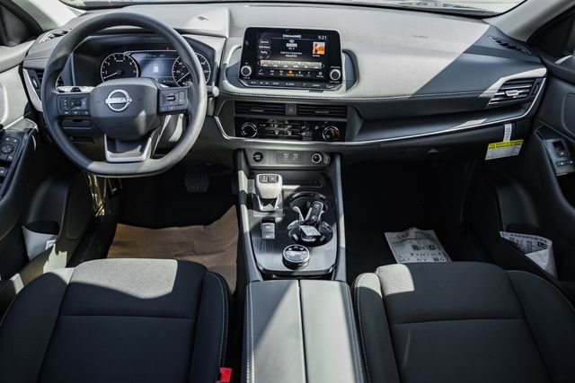 New 2026 Nissan Rogue S image 19