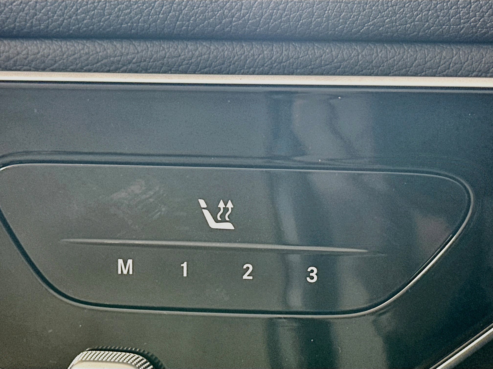 Used 2026 Mercedes-Benz GLC 300 4MATIC image 26