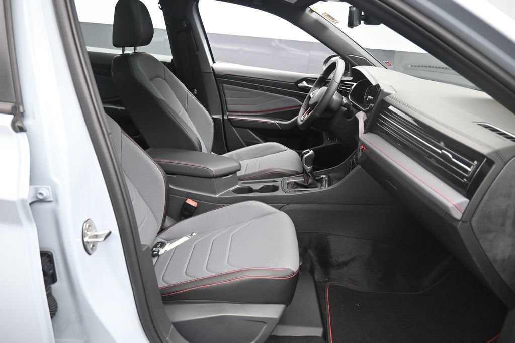 New 2026 Volkswagen Jetta GLI Autobahn FWD image 27