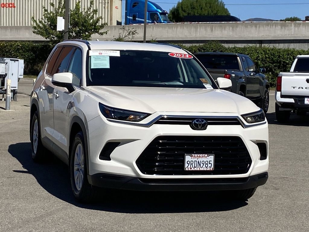 Certified 2024 Toyota Grand Highlander XLE image 45