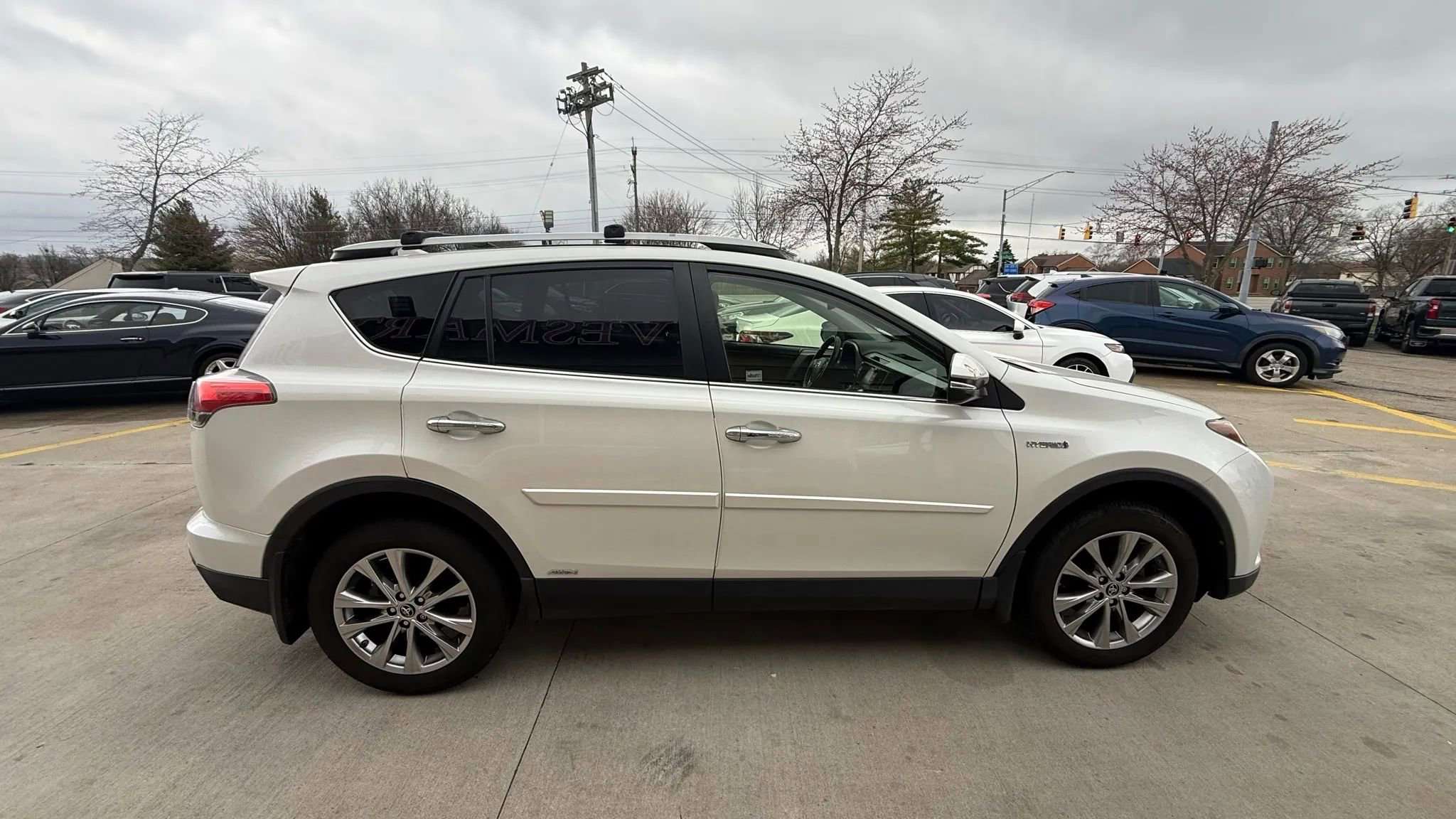 Used 2017 Toyota RAV4 Limited w/ Protection Package image 6