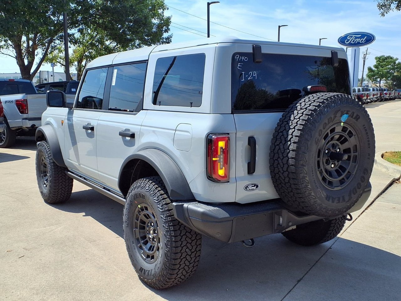 New 2026 Ford Bronco Badlands AWD/4WD image 6