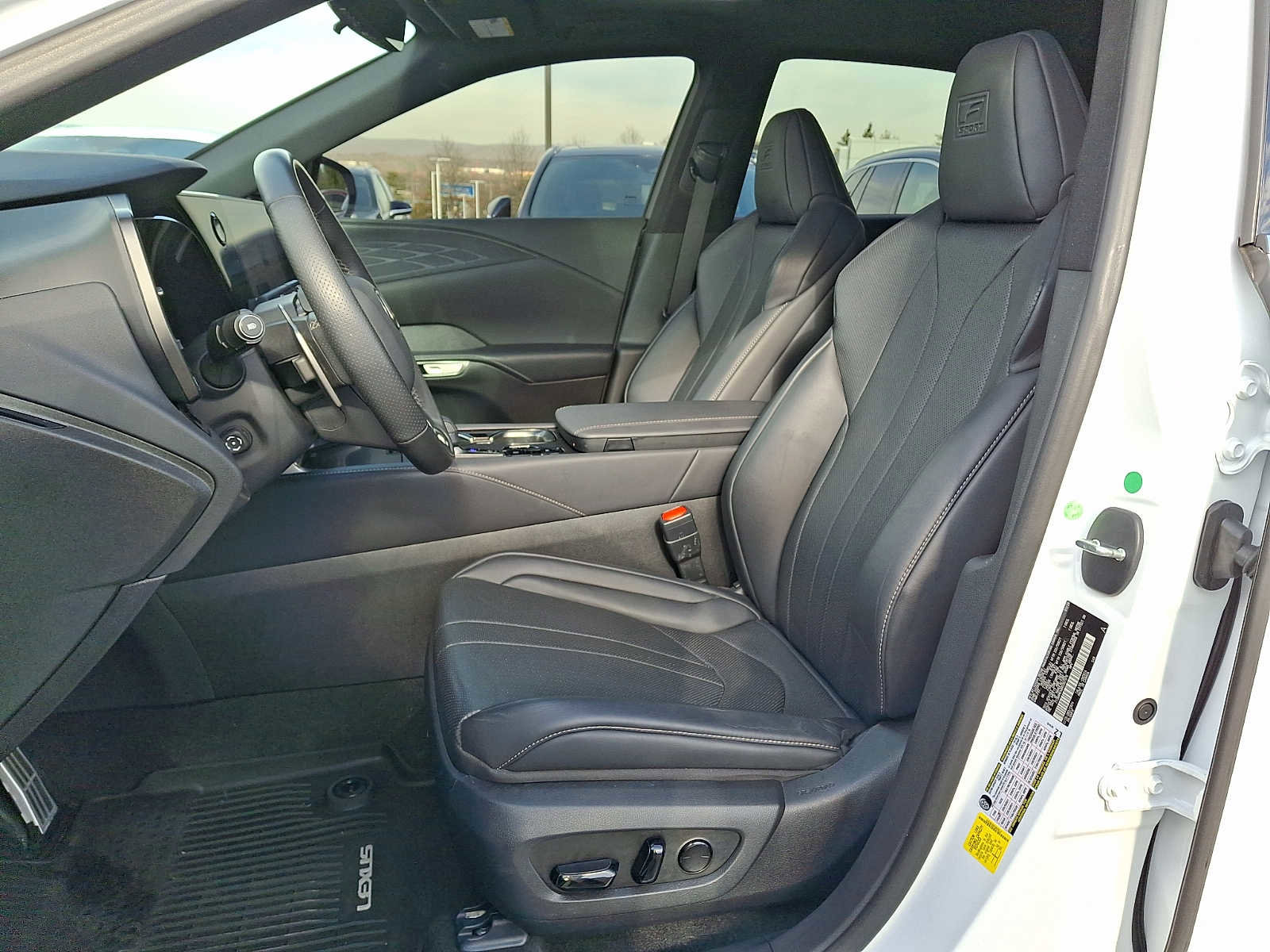 Used 2024 Lexus RX 350 F Sport w/ Technology Package AWD/4WD image 10