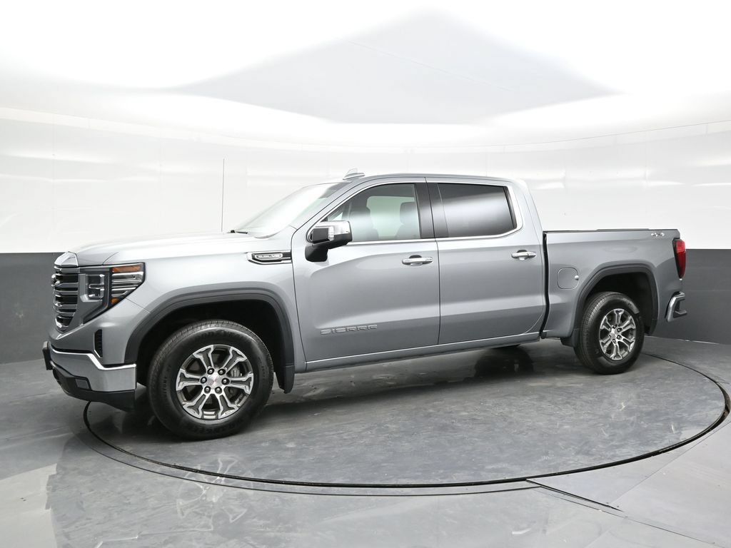 Used 2025 GMC Sierra 1500 SLT AWD/4WD image 3