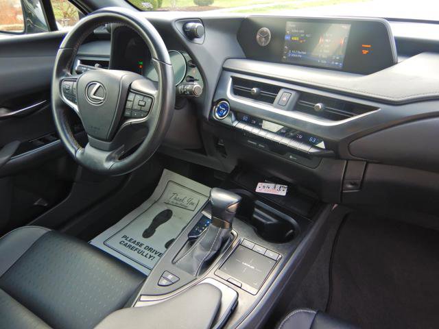 Used 2021 Lexus UX 250h w/ Accessory Package (Z2) image 5