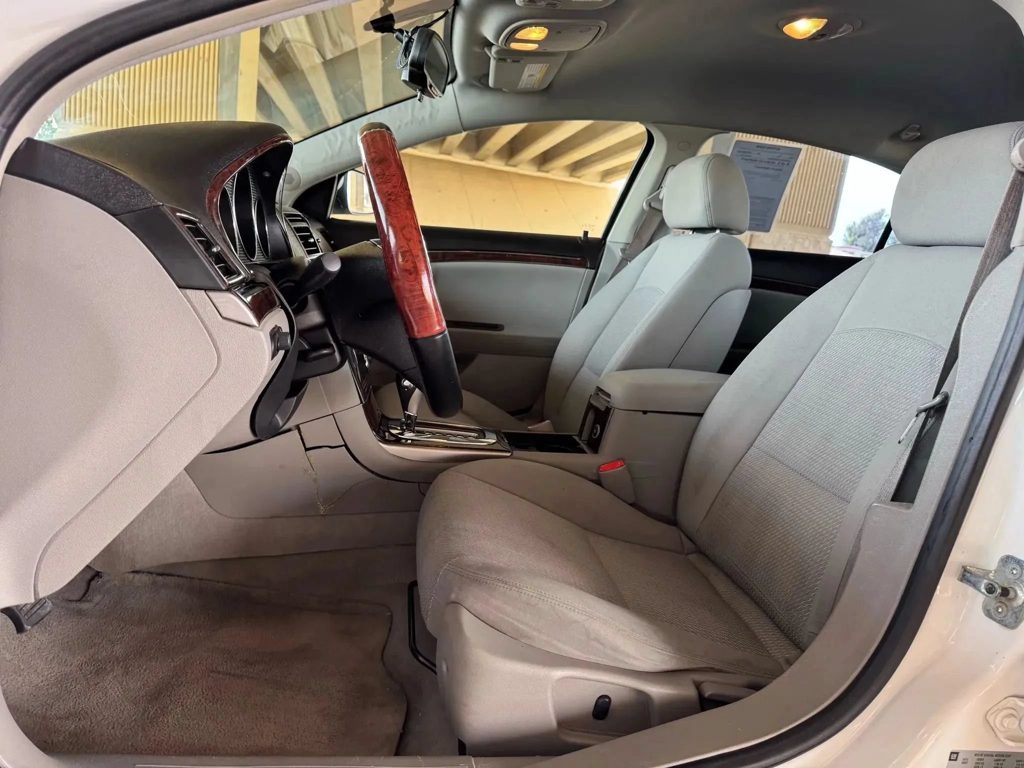 Used 2008 Saturn Aura XE FWD image 11