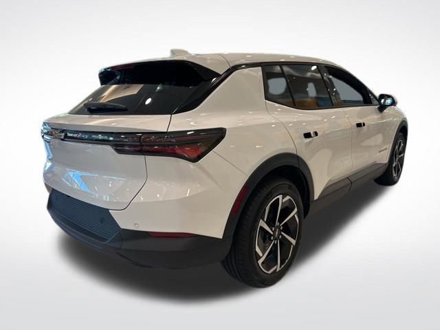 New 2026 Chevrolet Equinox EV LT image 4