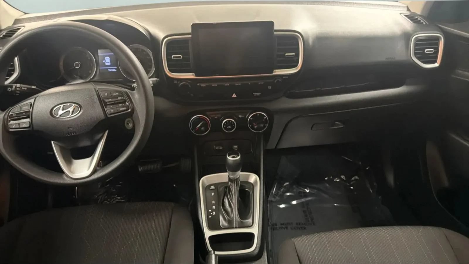 Used 2021 Hyundai Venue SE w/ Cargo Package FWD image 16