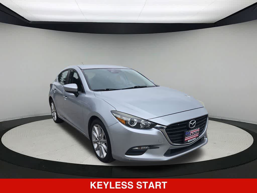 Used 2017 MAZDA MAZDA3 Touring FWD image 8