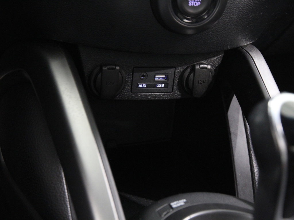 Used 2016 Hyundai Veloster Turbo image 14