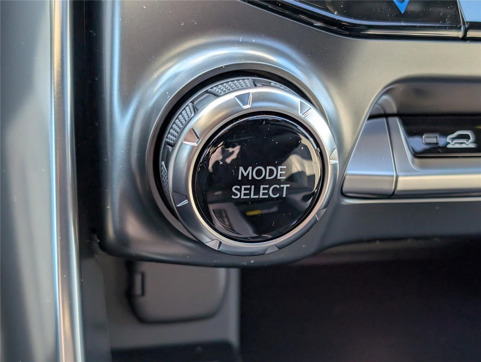 New 2026 Lexus LX 700h F Sport image 28