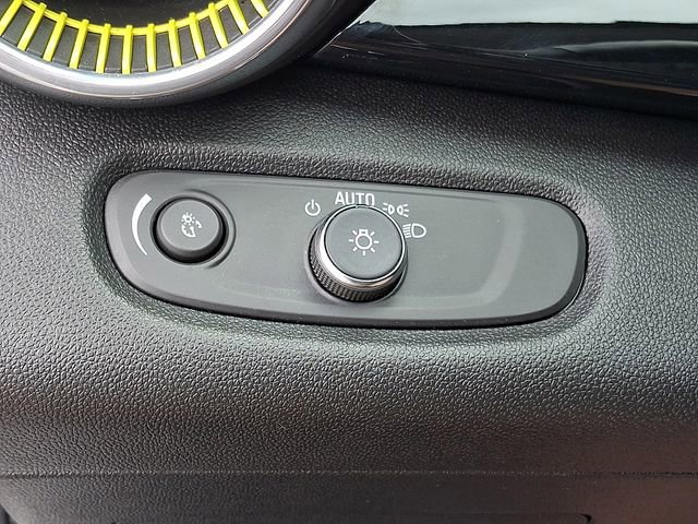 Used 2024 Chevrolet Trax ACTIV w/ Driver Confidence Package image 24